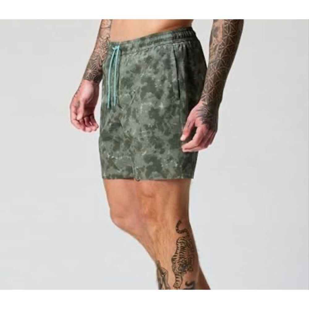 Huckberry Wellen Men's Swim Trunks - Performance Lined Swim Shorts, in 7" Inseam